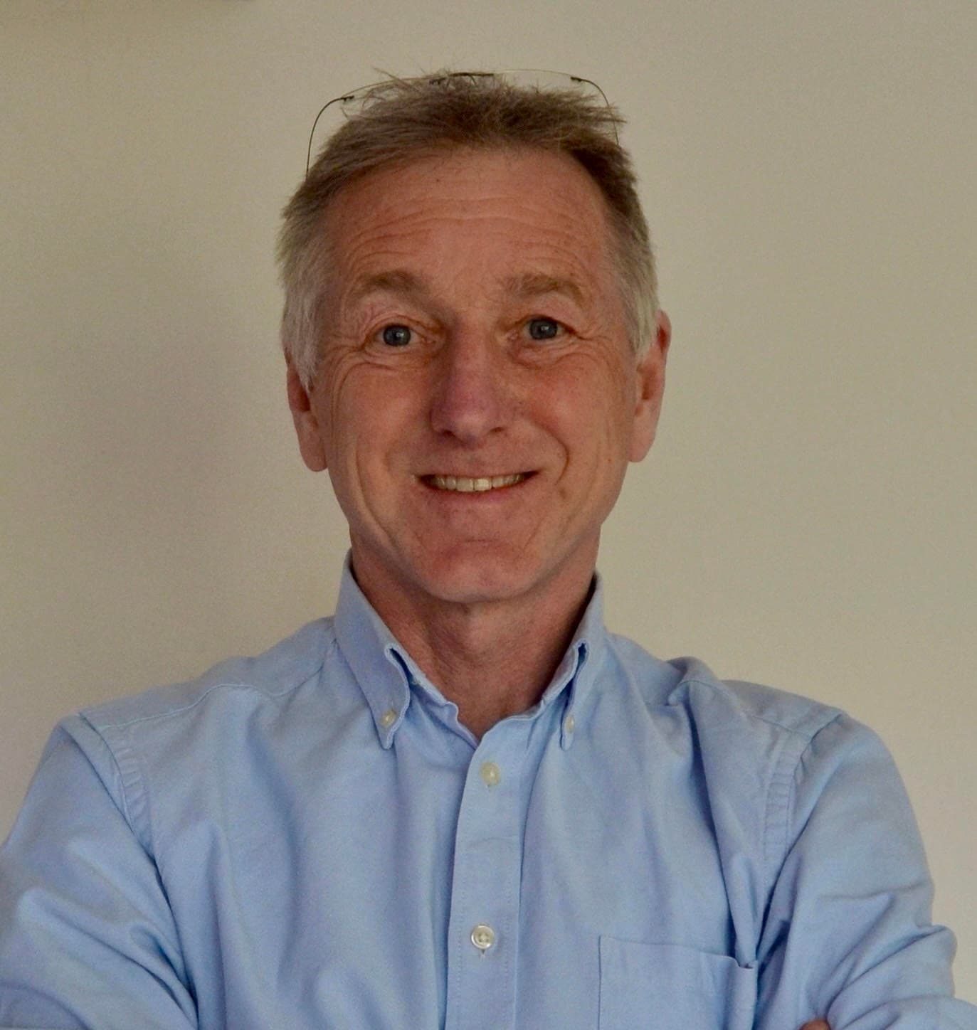 Dr. Ian Lake